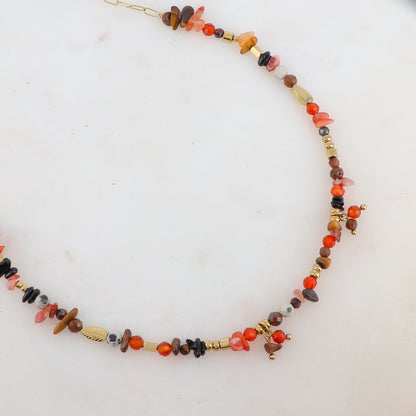 Collier en maille embelli de pierres naturelles (39+7CM)
