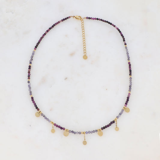 Collier avec chaînes, pampilles rondes lisses, perles dorées et pierre naturelle (39+7CM)