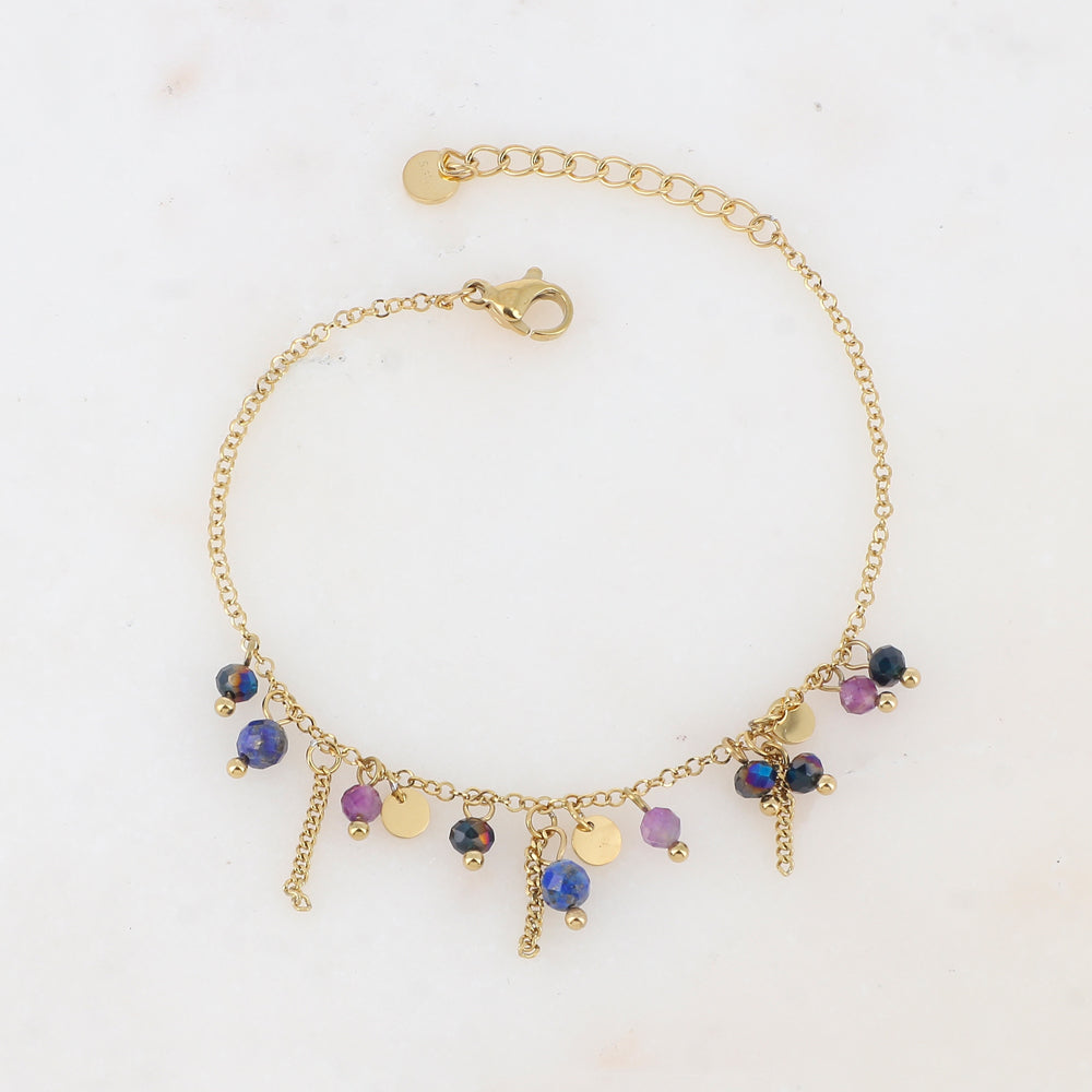 Bracelet avec pastilles, chaînes, pâtes de verre et pierre naturelle
