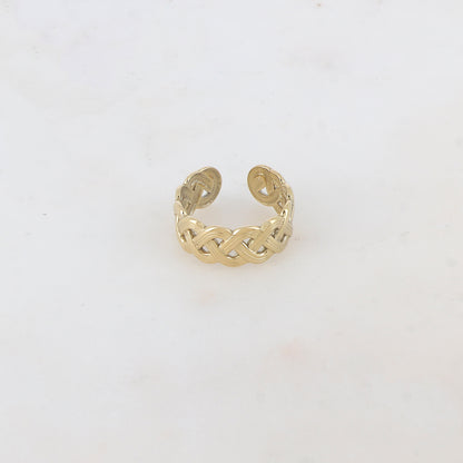 Bague avec motif tresse plate