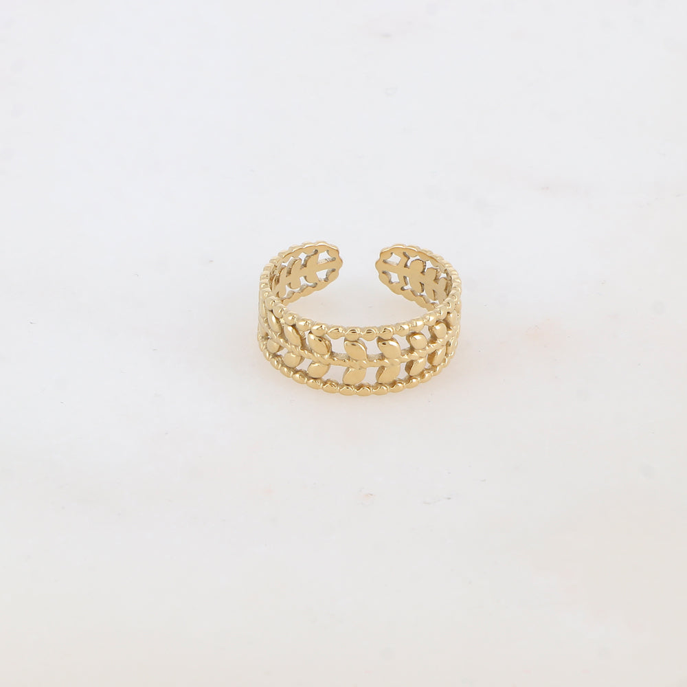 Bague ajourée de façon multi-feuilles