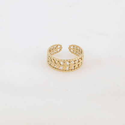 Bague ajourée de façon multi-feuilles