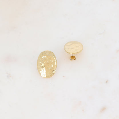 B.O. à puce avec pièce ovale martelée 2 x 2,8 cm