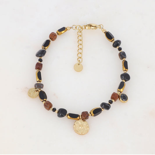 Bracelet avec pierre naturelle, perles émaillées, pastilles martelées, fleur et zirconium
