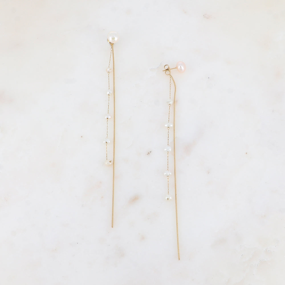 Boucles pendantes - 2 chaînes et perles d'eau douce 8x130 mm
