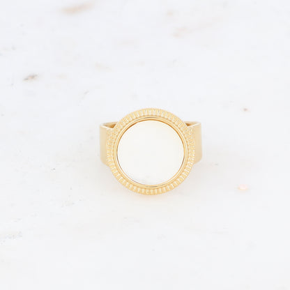 Bague avec cabochon rond en pierre naturelle - Nacre blanche