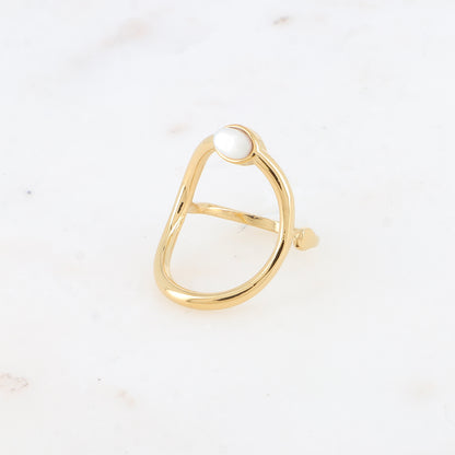 Bague - grand ovale ajouré et pierre naturelle ovale nacre