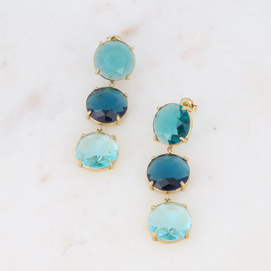 Boucles pendantes - 3 cristaux ronds plats bleus - Dimensions de la boucle : 15 x 55 mm - Dimensions des cristaux : 15 x 15 mm