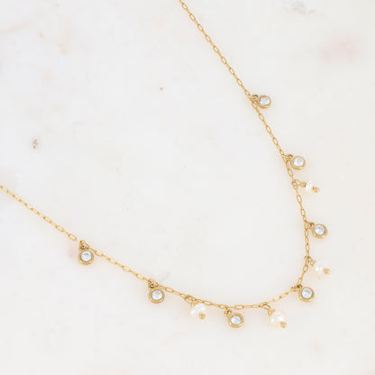 Collier avec perles d'eau douce et oxydes de zirconium (38+5CM)