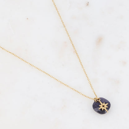 Collier avec pierre naturelle carrée et étoile du Nord 40+5 cm