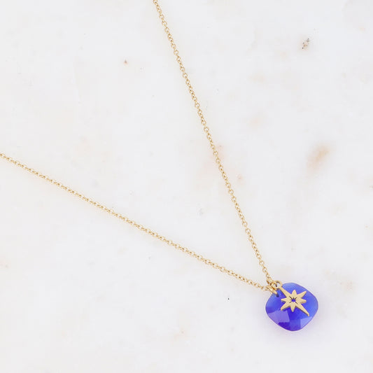 Collier avec perle en pâtes de verre carrée et étoile du Nord  40+5 cm
