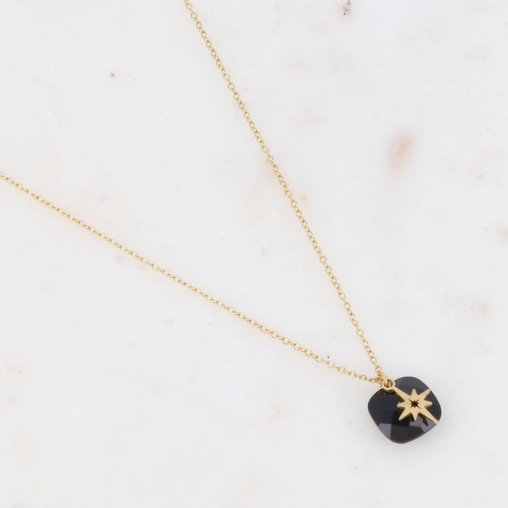 Collier avec perle en pâtes de verre carrée et étoile du Nord  40+5 cm