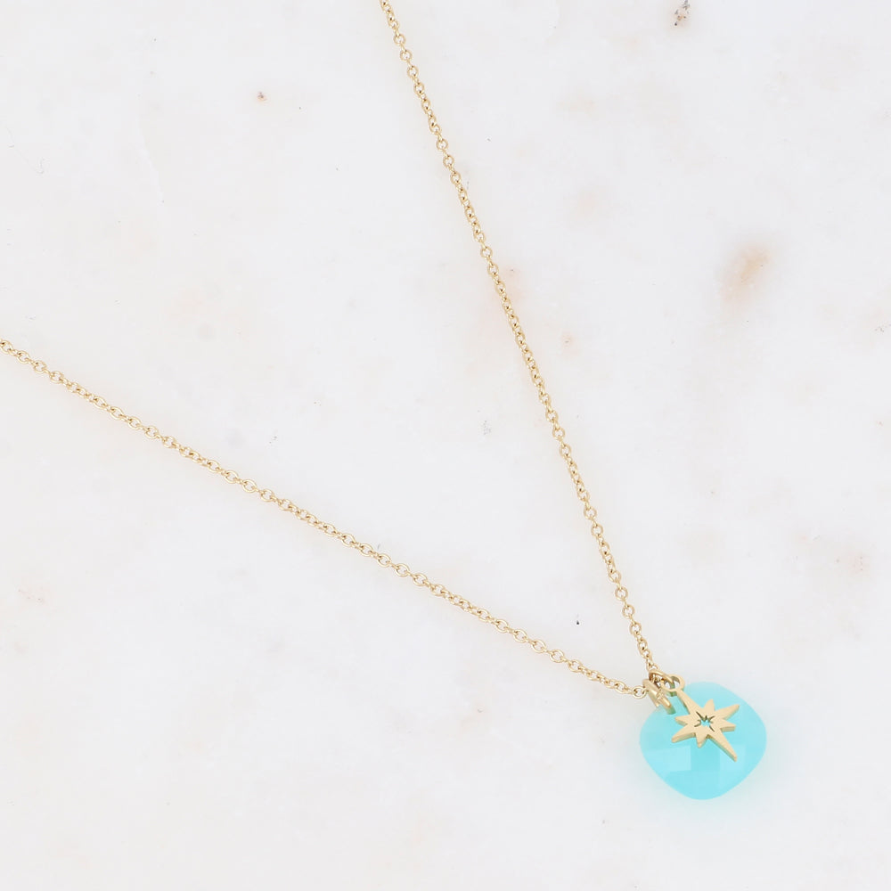 Collier avec perle en pâtes de verre carrée et étoile du Nord  40+5 cm