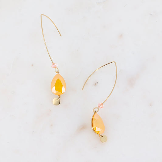 Boucles pendantes - long crochet orné de cristaux de Swarovski® goutte 10x14mm et toupie - Buttercup - Dimensions du cristal : 10 x 14 mm - Longueur boucle d’oreille : 40 mm