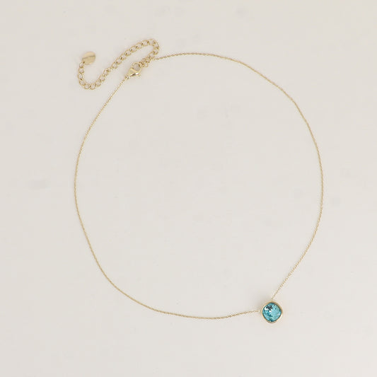 Collier orné de cristal de Swarovski® 8 mm - Longueur de chaîne : 39+5 cm - Diamètre du cristal : 8 mm - Light turquoise