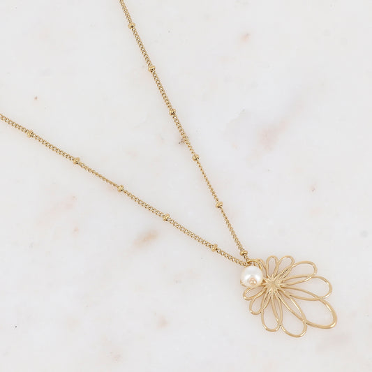 Collier avec pendentif ajouré, motif étoile et perle d'eau douce (45+5CM)