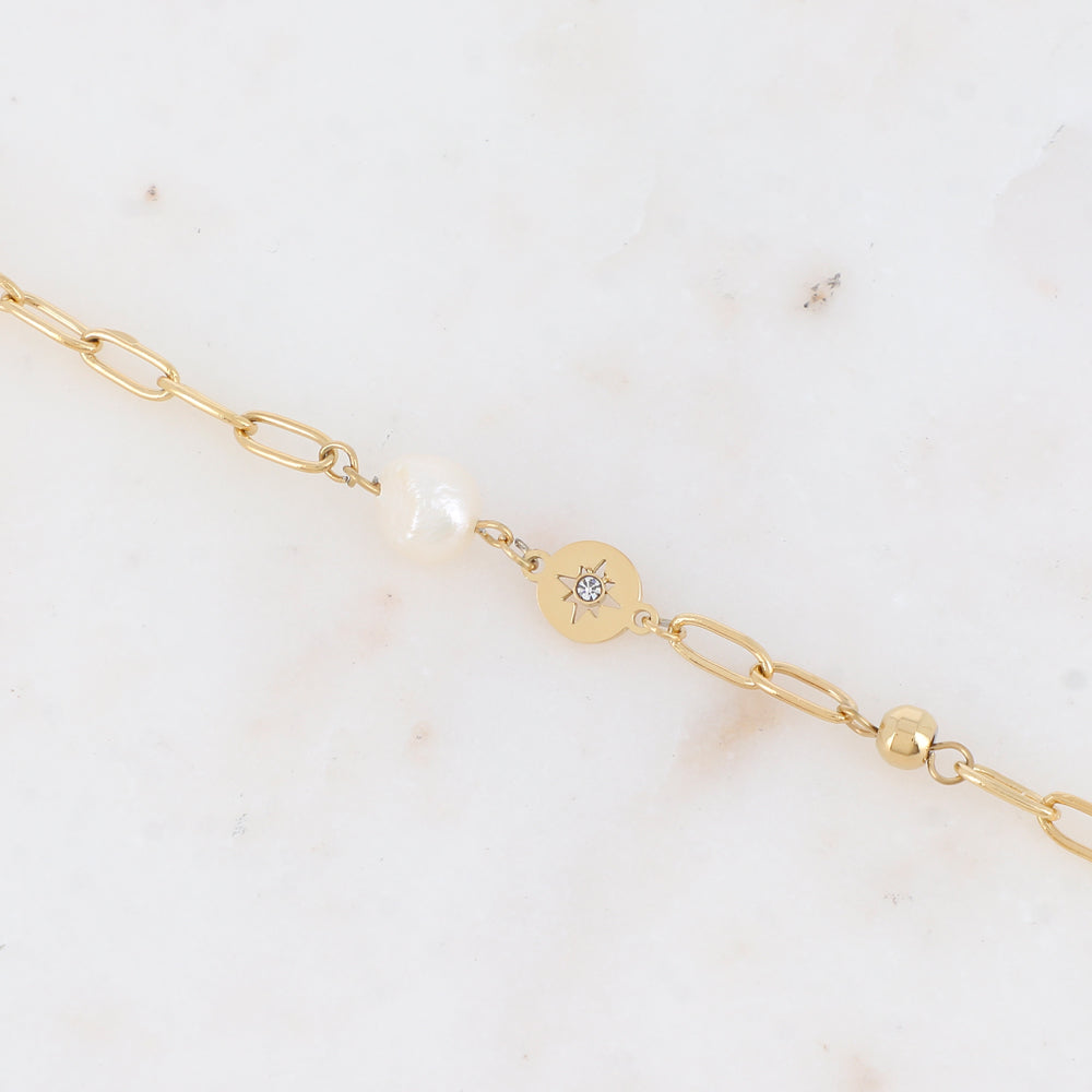 Bracelet en maille avec perle d'eau douce, strass, étoile et petite boule