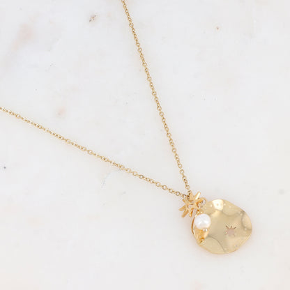 Collier avec pampille ondulée et ajourée de façon étoile, perle d'eau douce et soleil (45+5CM)