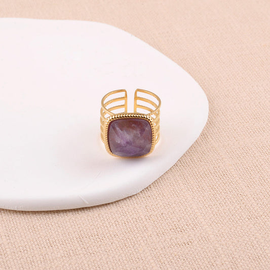 Bague large - 5 rangs martelés et pierre naturelle carrée améthyste