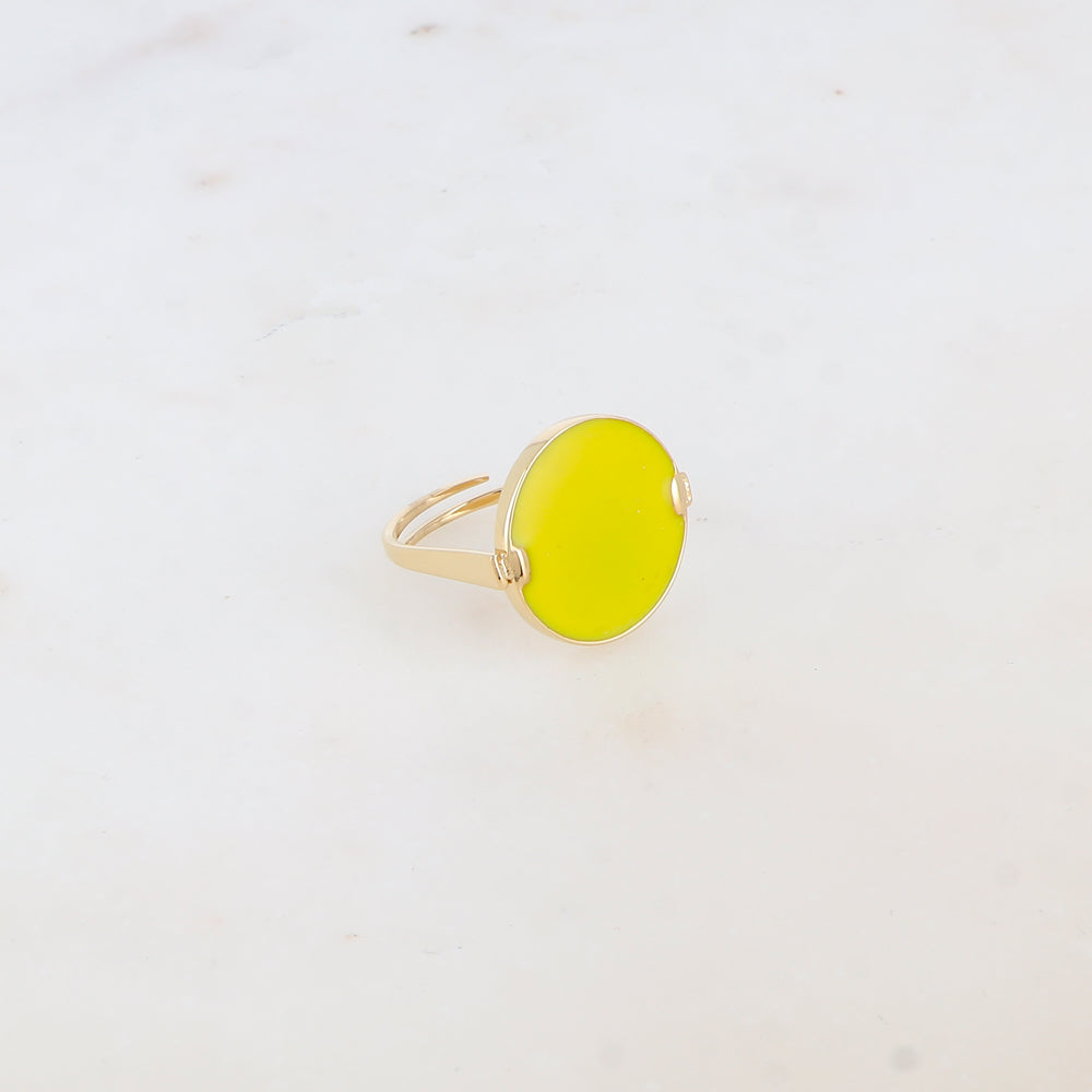 Bague fine avec l'émail - Jaune