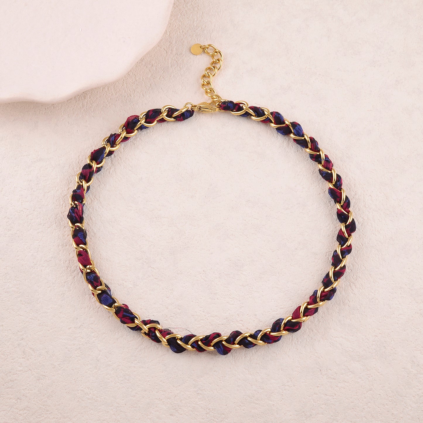 Collier en maille avec tissu (41.5+5CM)