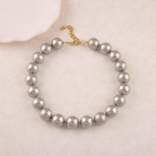 Collier avec perles en résine effet nacré - Diamètre perle : 1,8 cm (41+5CM)