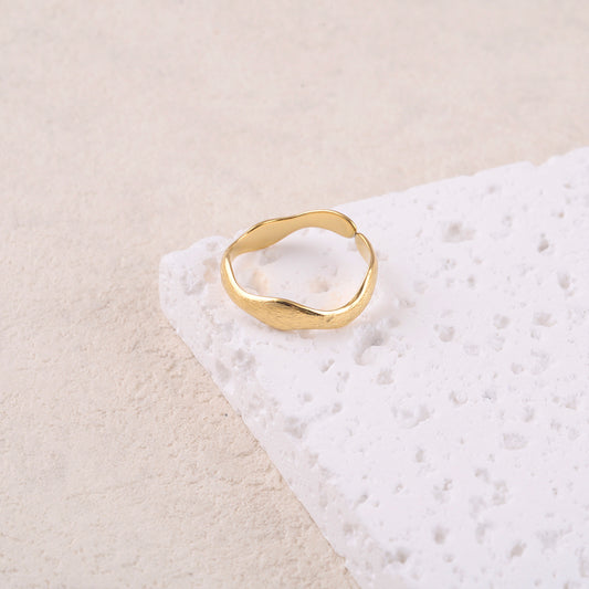 Bague avec effet brossé