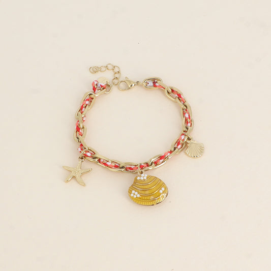 Bracelet - chaîne et cordon tressé, 3 pampilles (étoile de mer, coquillage émaillé et coquillage) 16,5+3 cm