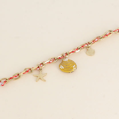 Bracelet - chaîne et cordon tressé, 3 pampilles (étoile de mer, coquillage émaillé et coquillage) 16,5+3 cm