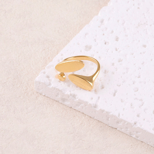 Bague fine avec pièce ronde et 2 pièces ovales, effet brossé