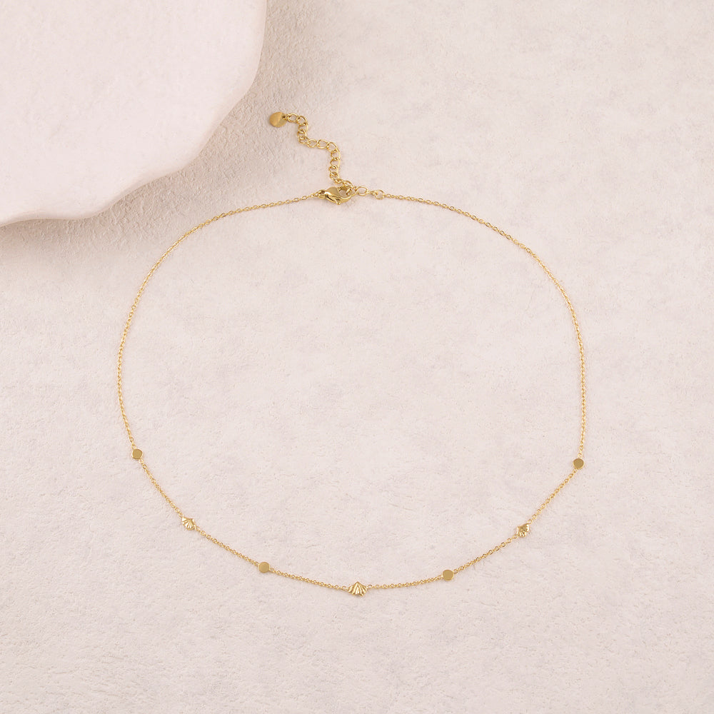Collier avec feuilles de ginkgo et pampilles rondes (39+5CM)