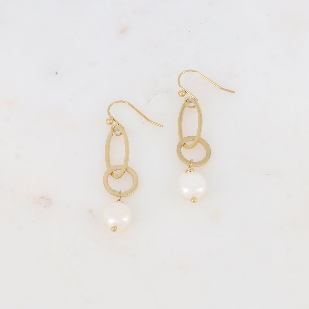 B.O à crochet avec pendantes en maille et perle d'eau douce 1,1 x 5,3 cm