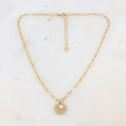 Collier en maille avec pampille ajourée et perle d'eau douce (40+5CM)