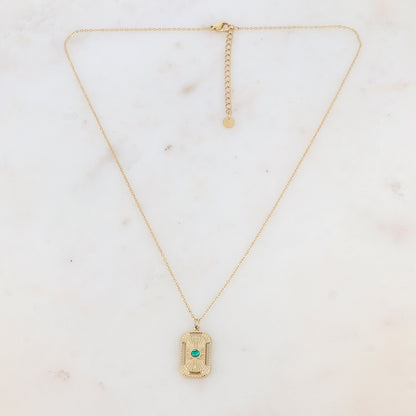 Collier avec pampille rectangulaire ajourée, étoile et pierre malachite