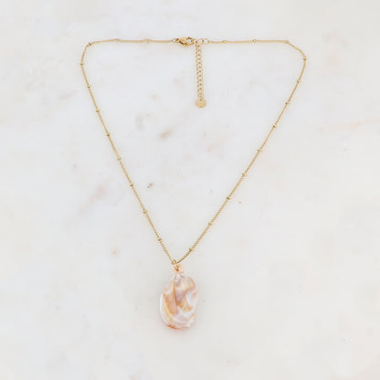 Collier avec pendentif en résine forme coquillage (40+5CM)
