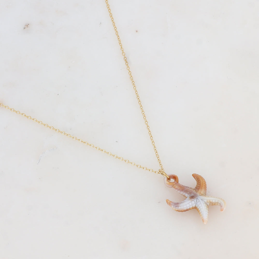 Collier avec pendentif en résine forme étoile de mer (40+5CM)