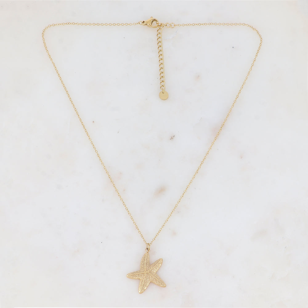 Collier avec pampille forme étoile de mer texturée