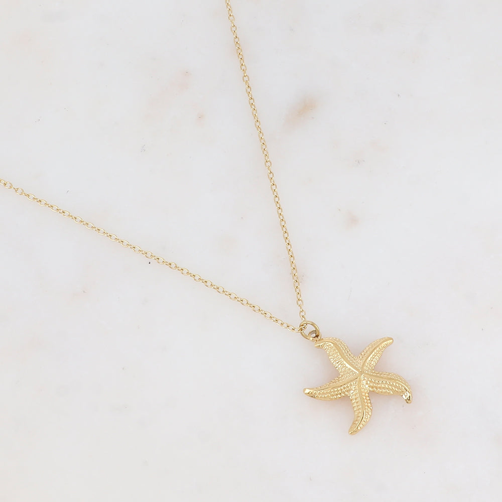 Collier avec pampille forme étoile de mer texturée
