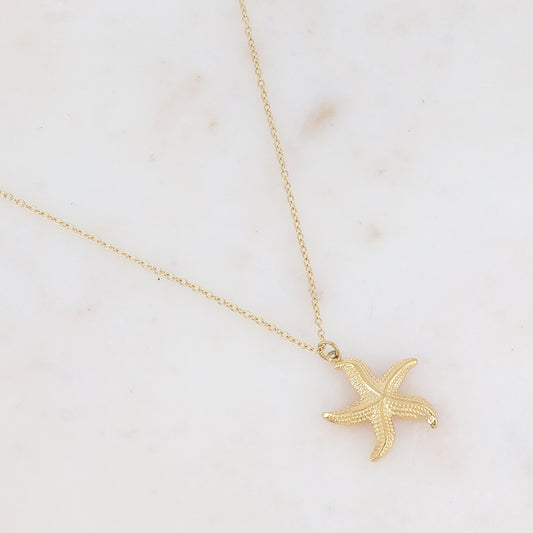 Collier avec pampille forme étoile de mer texturée
