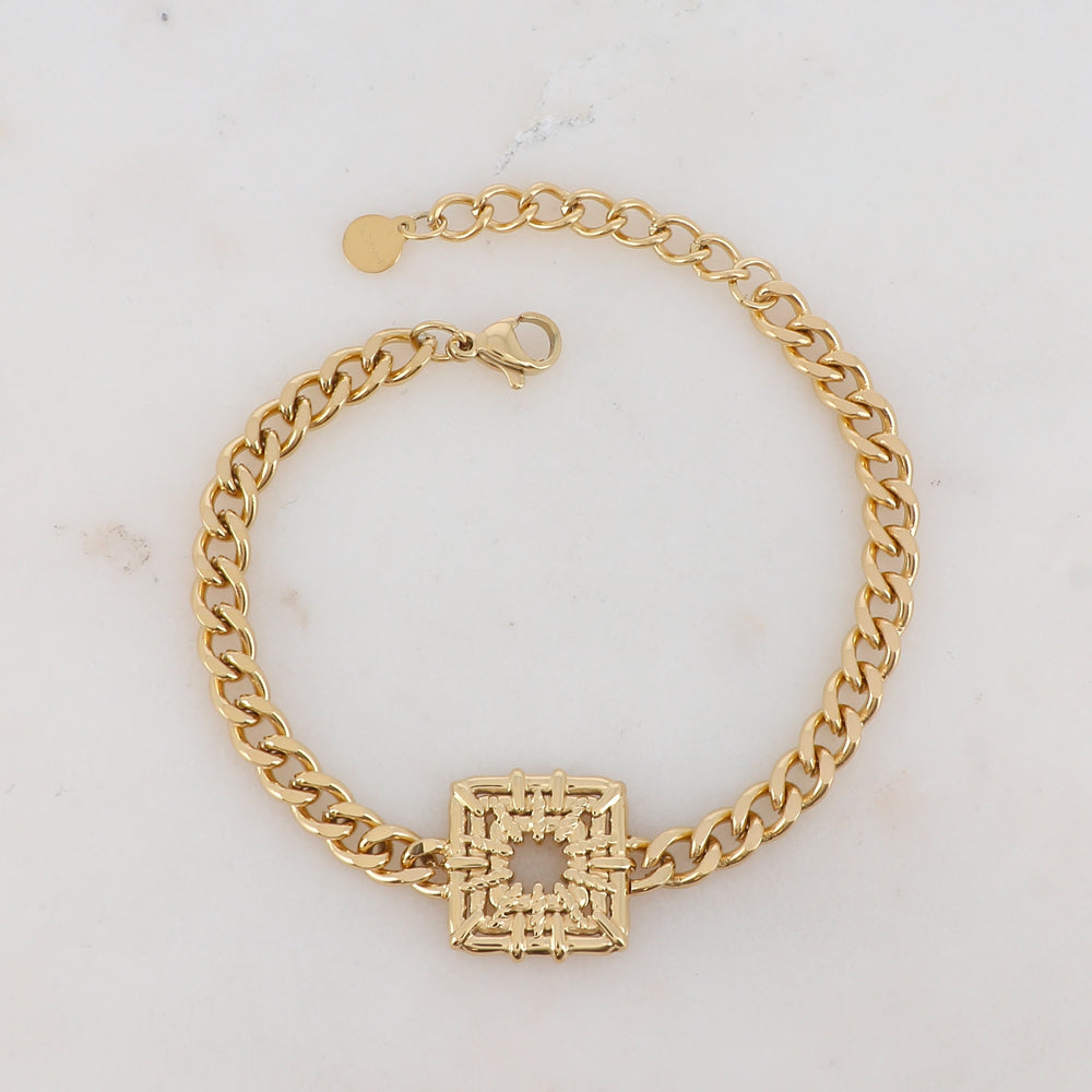 Bracelet maille avec pièce carrée ajourée