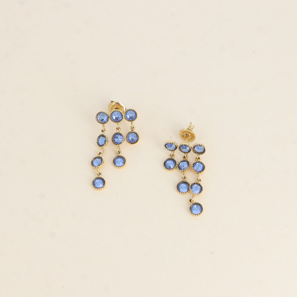 Boucles pendantes - petits cristaux taillés bleus 14 x 30 mm