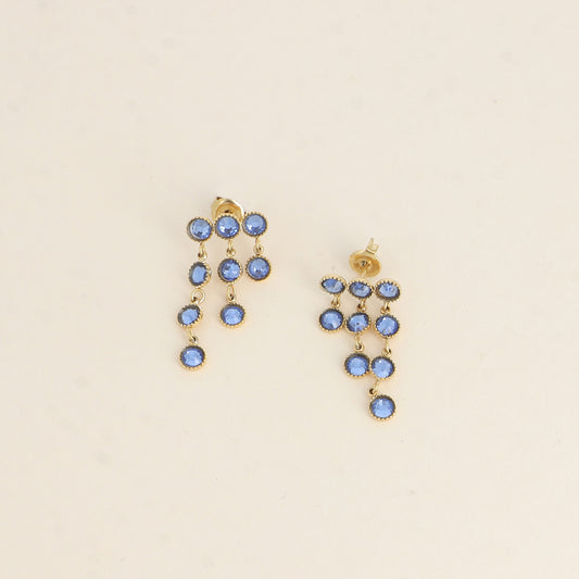Boucles pendantes - petits cristaux taillés bleus 14 x 30 mm