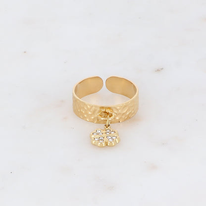 Bague martelée avec pampille trèfle strassée