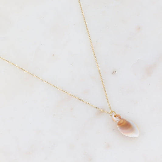 Collier avec pendentif géométrique en résine (40+5CM)