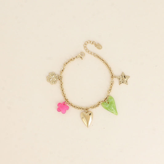 Bracelet - étoile martelée, cœurs, perle fleur et trèfle (17+3 cm)