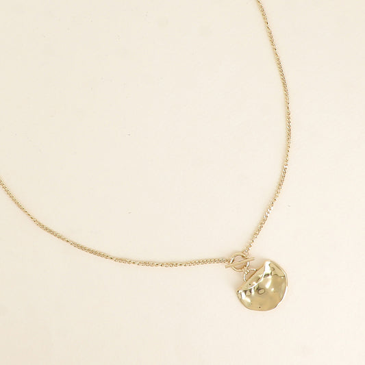 Collier - pendentif anneau et barre avec un empiècement recourbé 50+7 cm