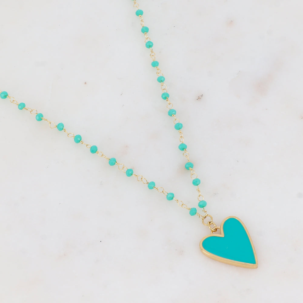 Collier avec pâtes de verre et pendentif forme cœur émaillé(37.5+5CM)