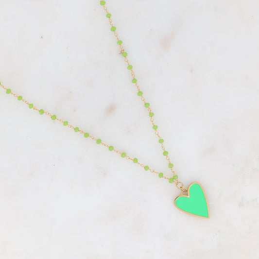 Collier avec pâtes de verre et pendentif forme cœur émaillé (37.5+5CM)