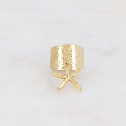 Bague martelée avec pendentif forme étoile de mer lisse