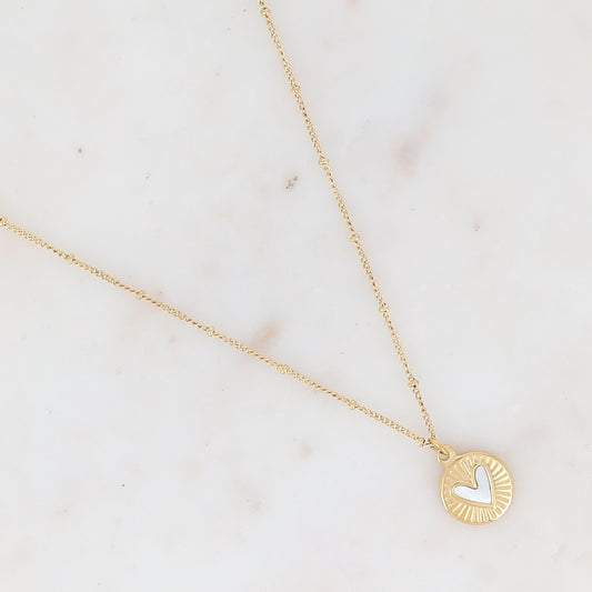 Collier avec pampille ronde et nacre forme cœur (45+5CM)